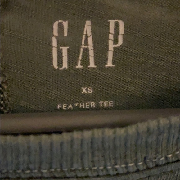 GAP tee shirt! - Picture 2 of 2